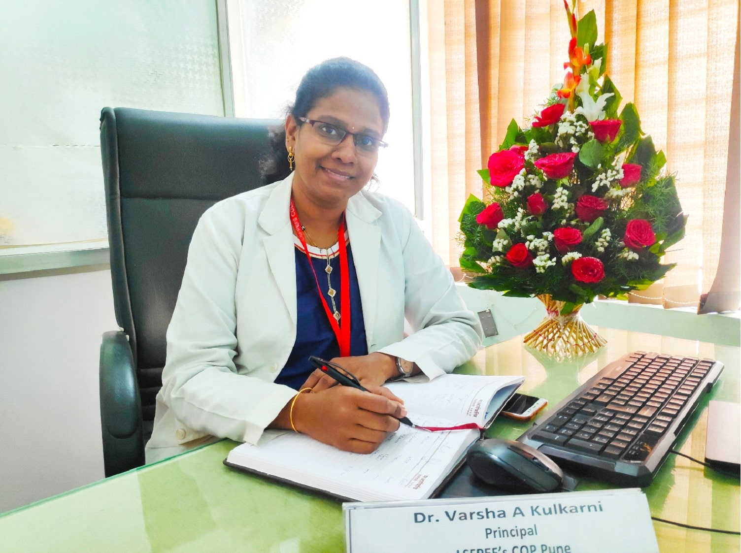 Principal Dr. Varsha Kulkarni